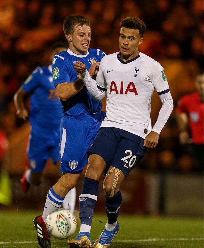 级前锋的周 级前锋的周